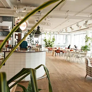4* Отель Daniel - Smart Lifestyle Near Centre
