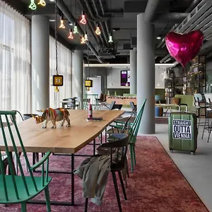 Moxy City East Hotel