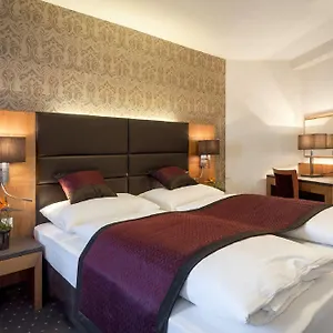 4* Hotel Club Cortina