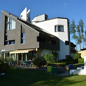 https://hotel-pension-leitgebhof.innsbruckaustriahotels.com
